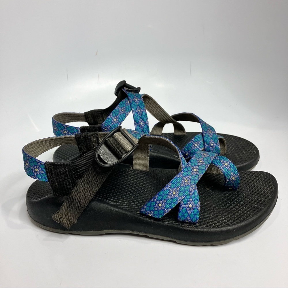 Chaco Z2 woven Strappy sandals size 9‎